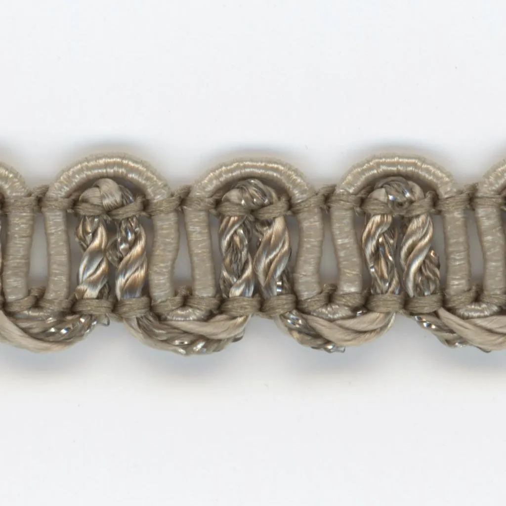 Antique Metallic Trimming Braid #72 Leaf Green