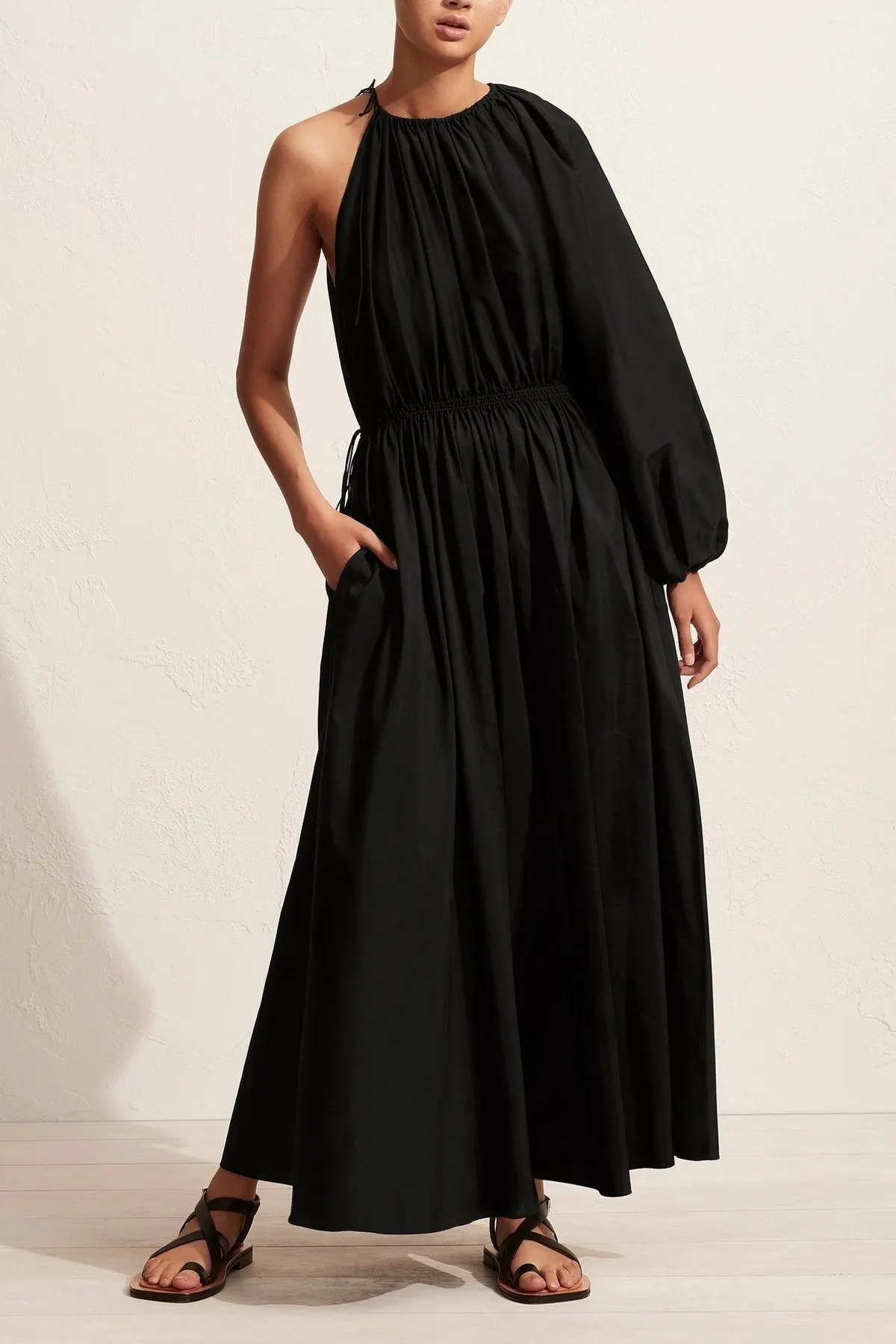 Asymmetric One Shoulder Dress in Black