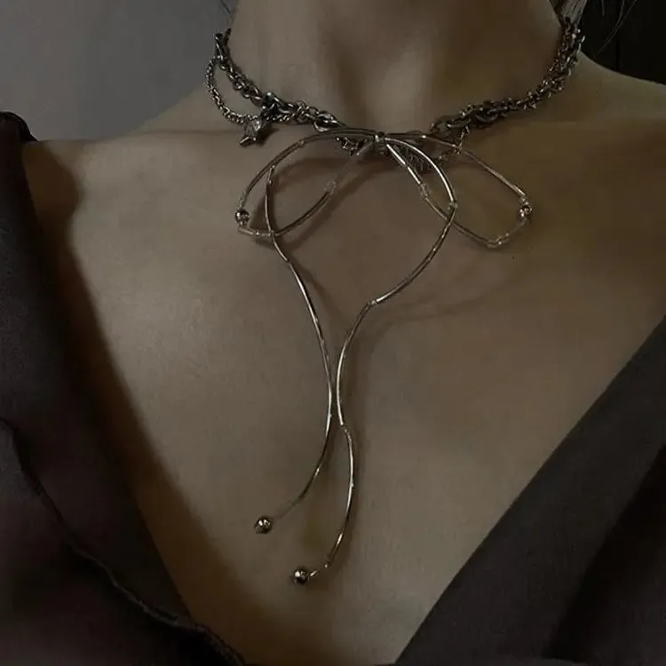 Bow-Shaped Choker Blending Grunge and Coquette Styles for Y2K Looks