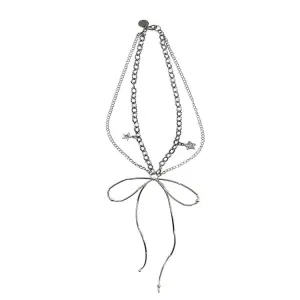 Bow-Shaped Choker Blending Grunge and Coquette Styles for Y2K Looks