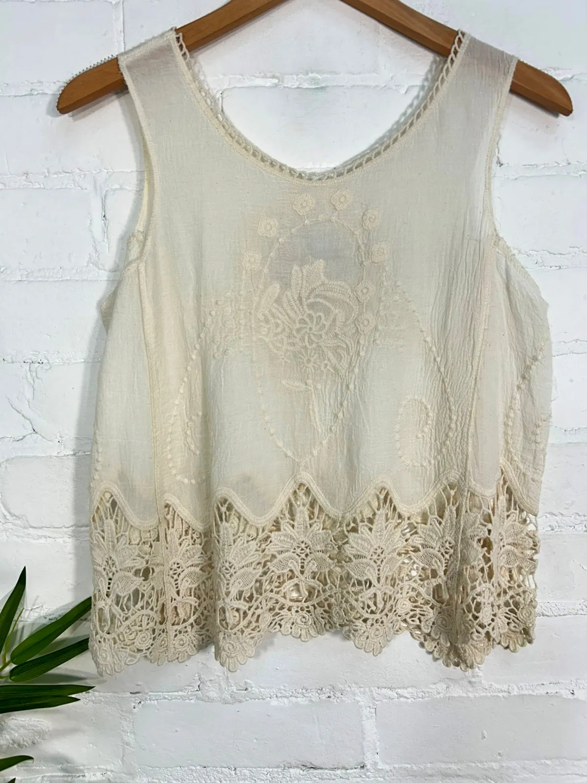 Crochet Sleeveless Top