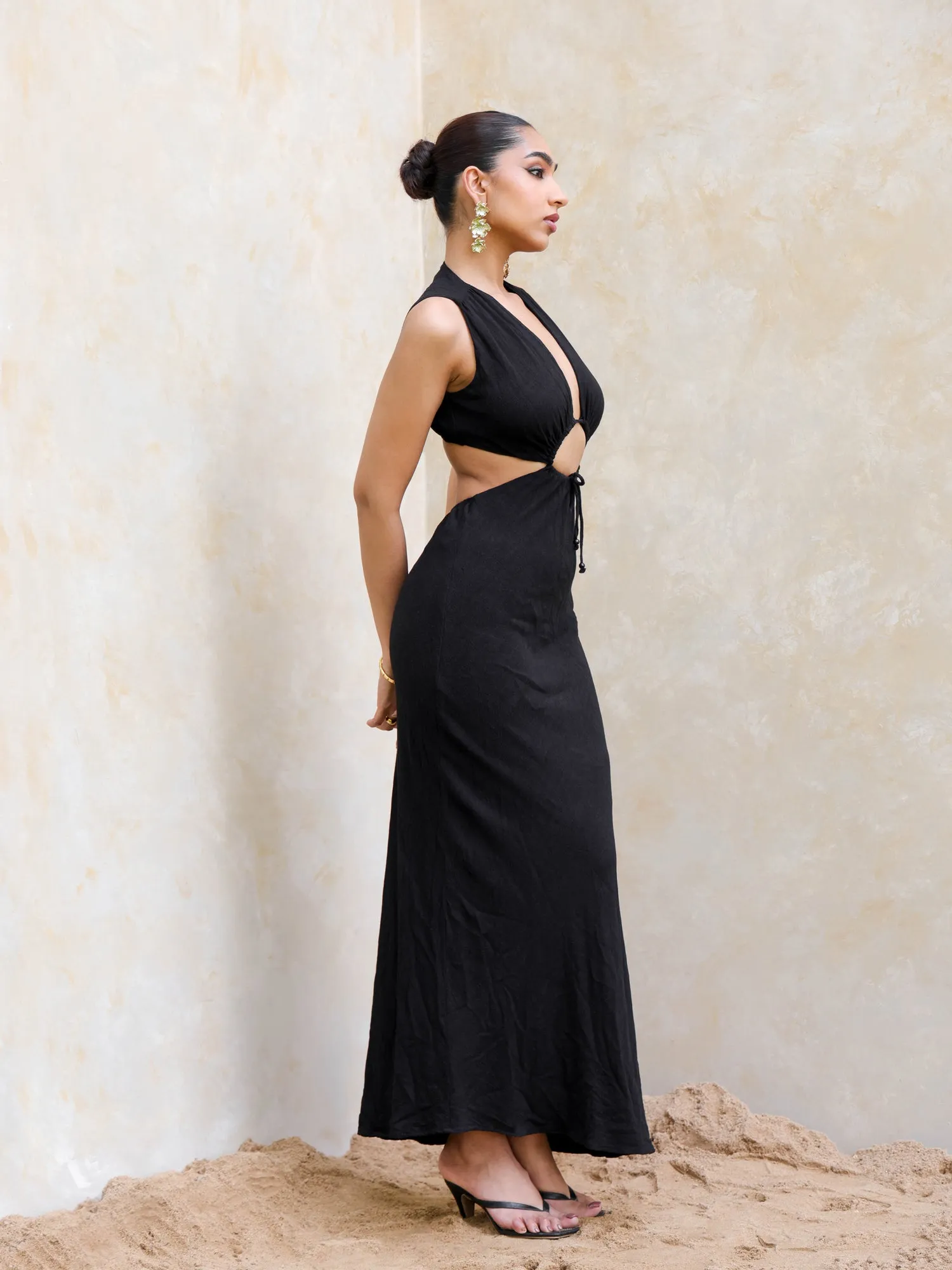 Cutout Detail Tieup Maxi Dress