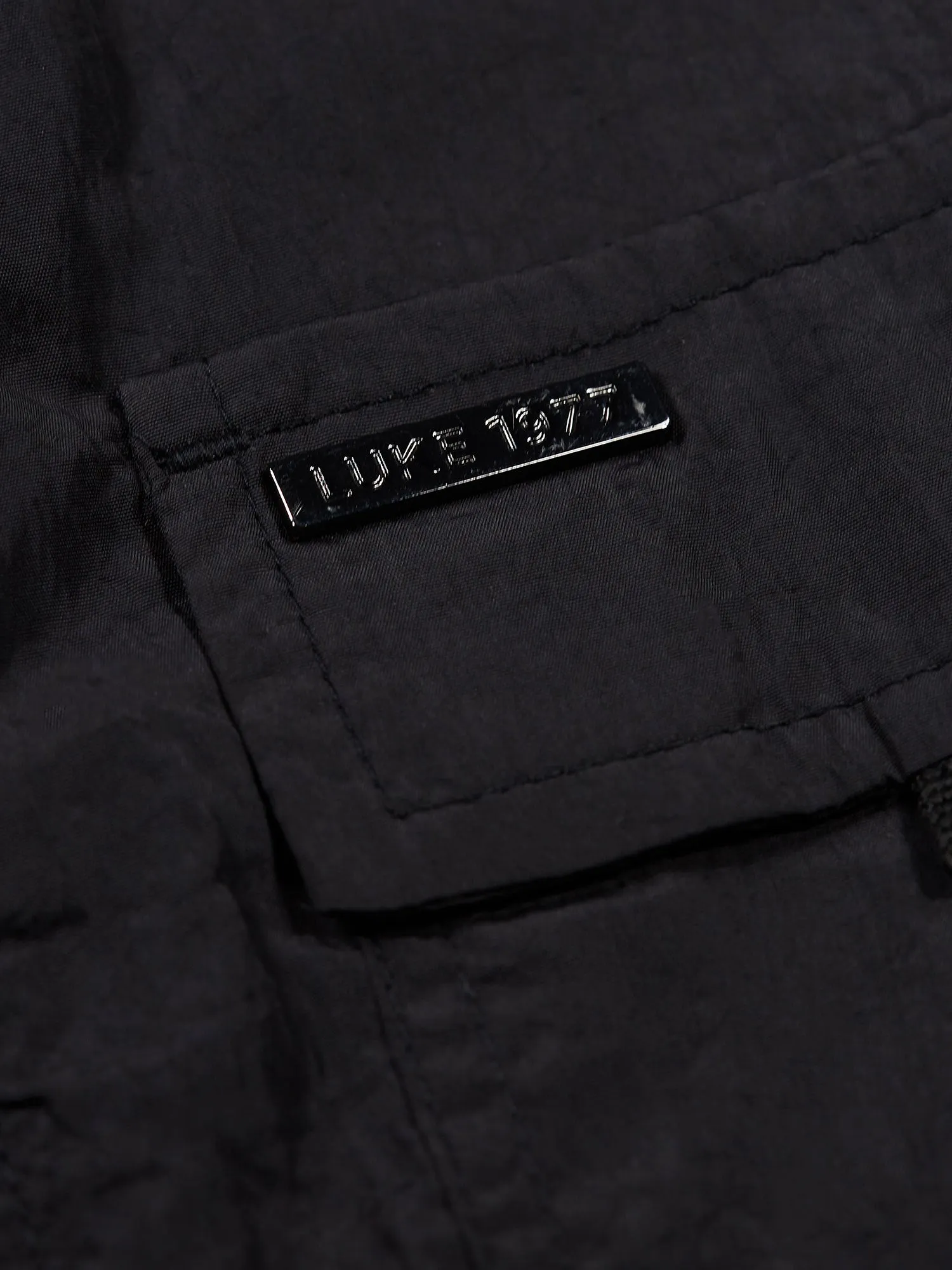 DENVER CRINKLED NYLON HOODED JACKET
