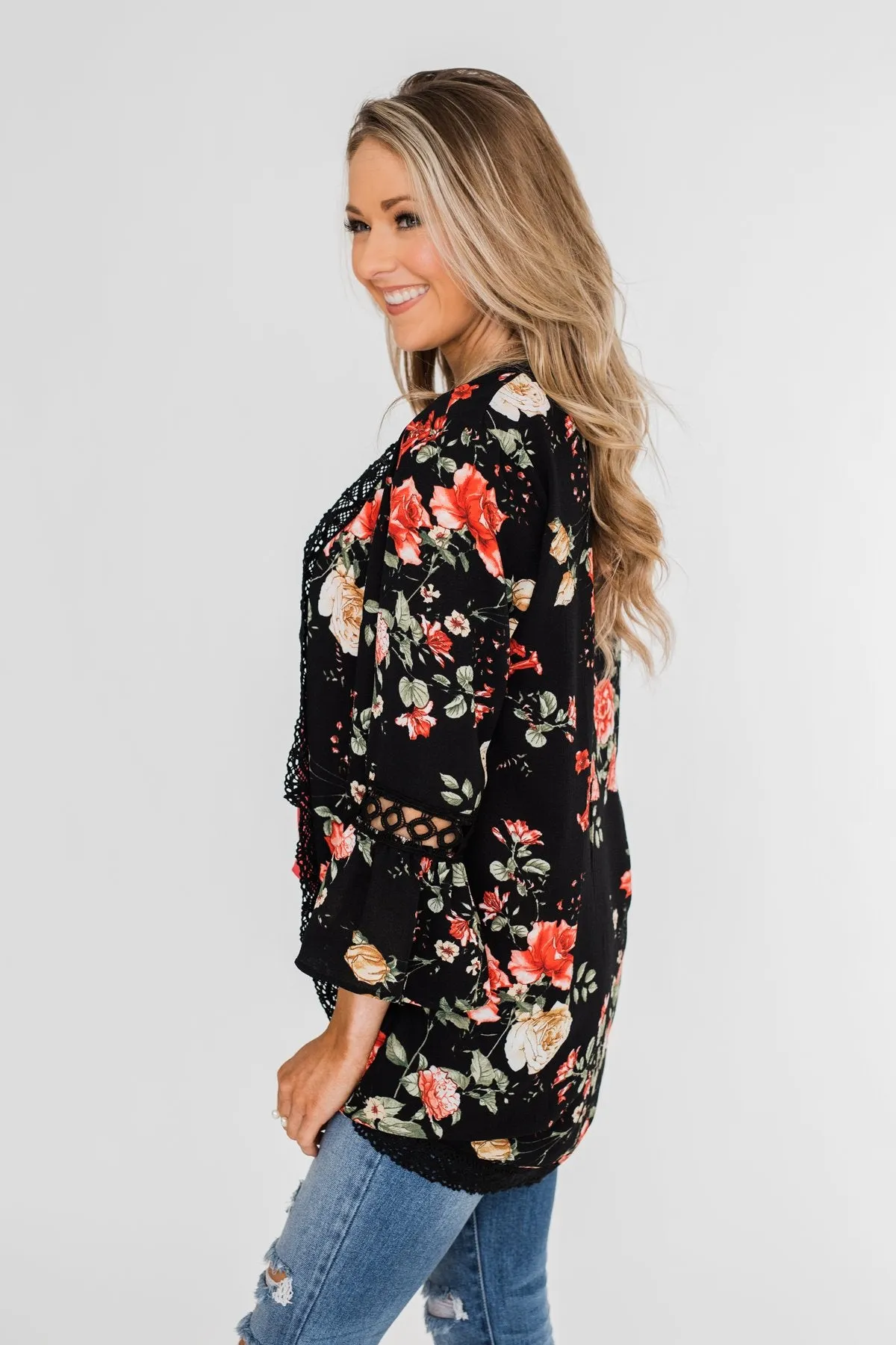 Floral Bell Sleeve & Lace Trim Kimono- Black