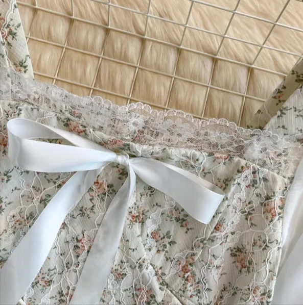 Floral Print Mesh Patchwork Blouse