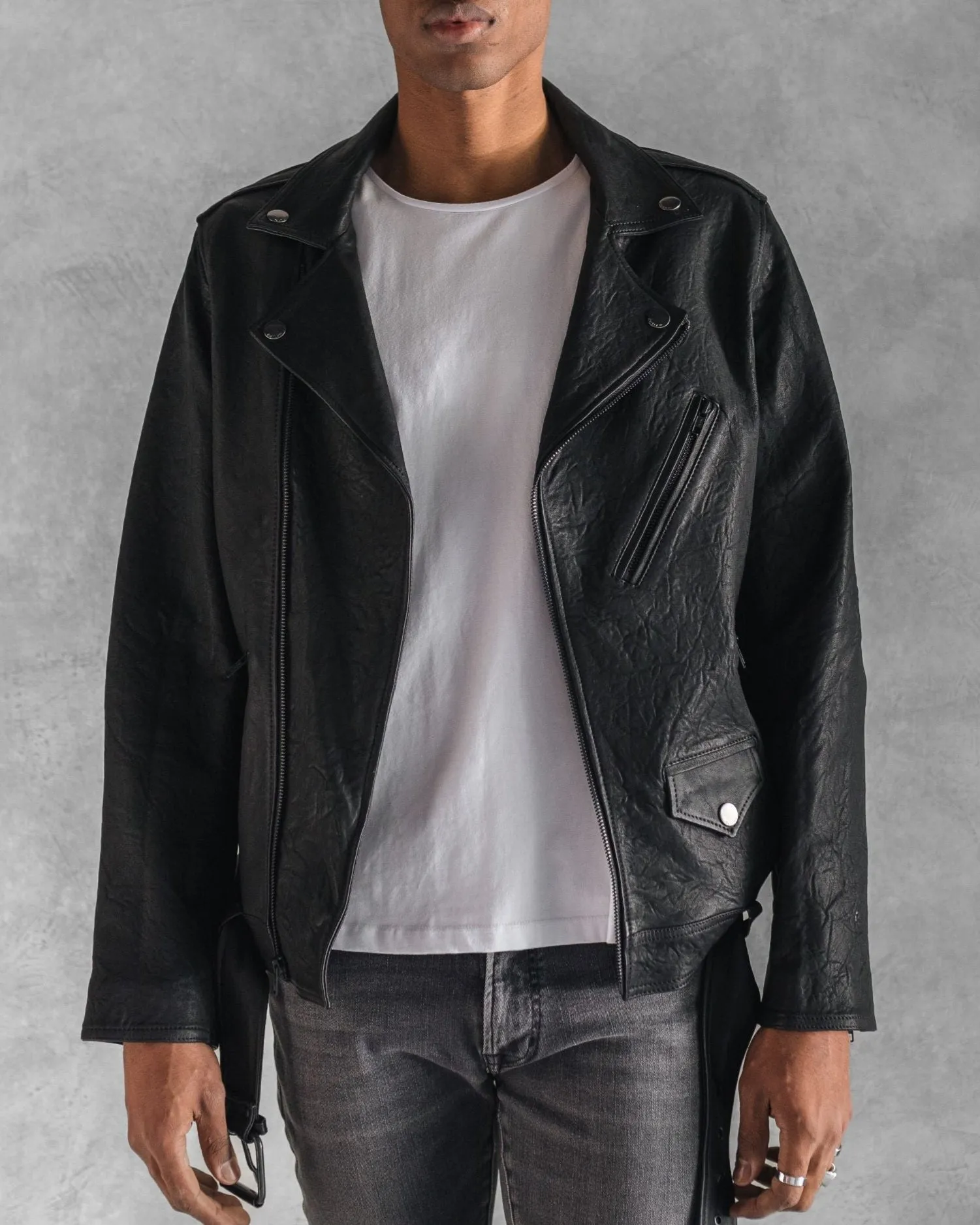Jagger All Black