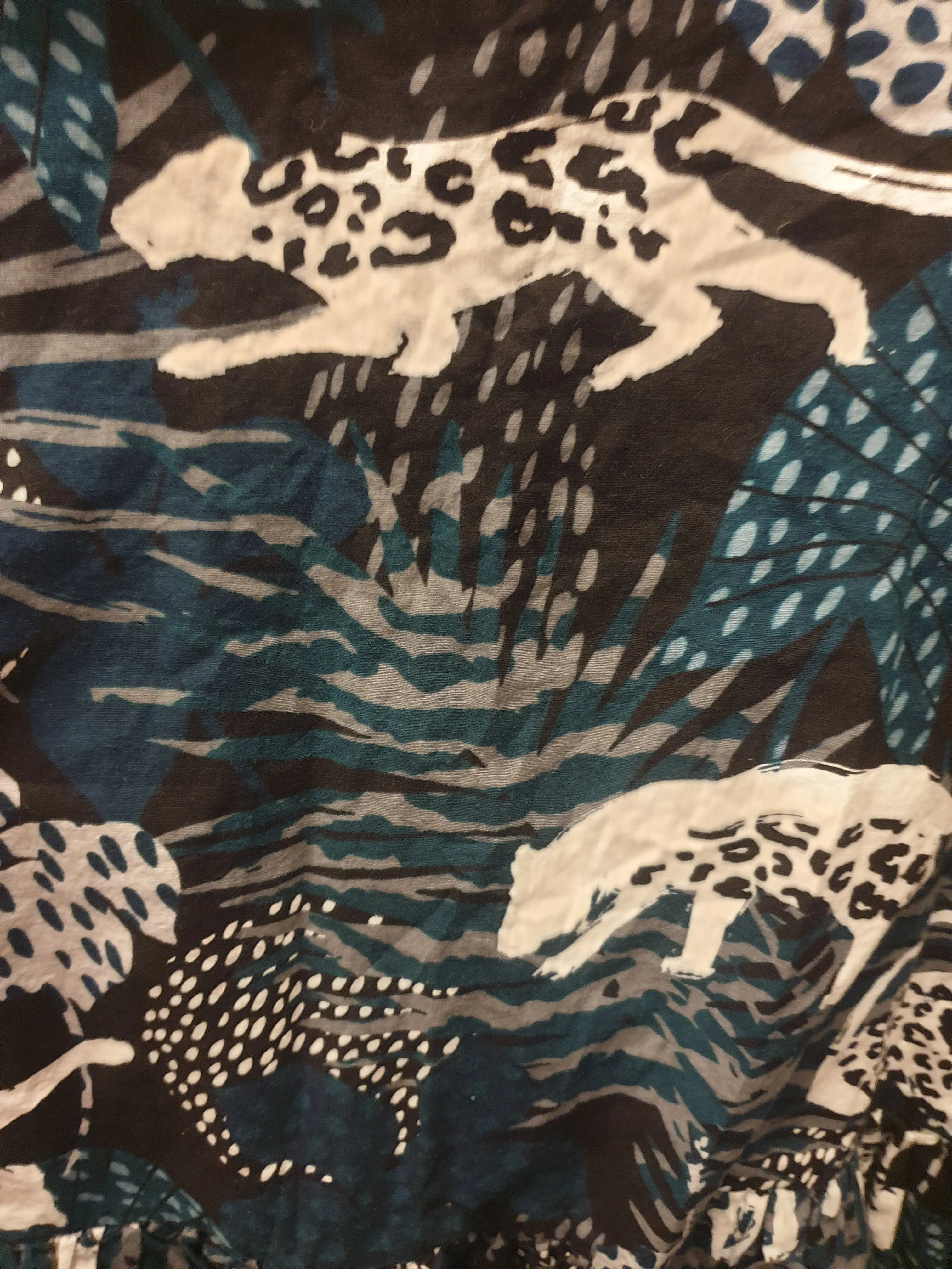 Keshet unique print oversize shirt size SM, best fits AU12