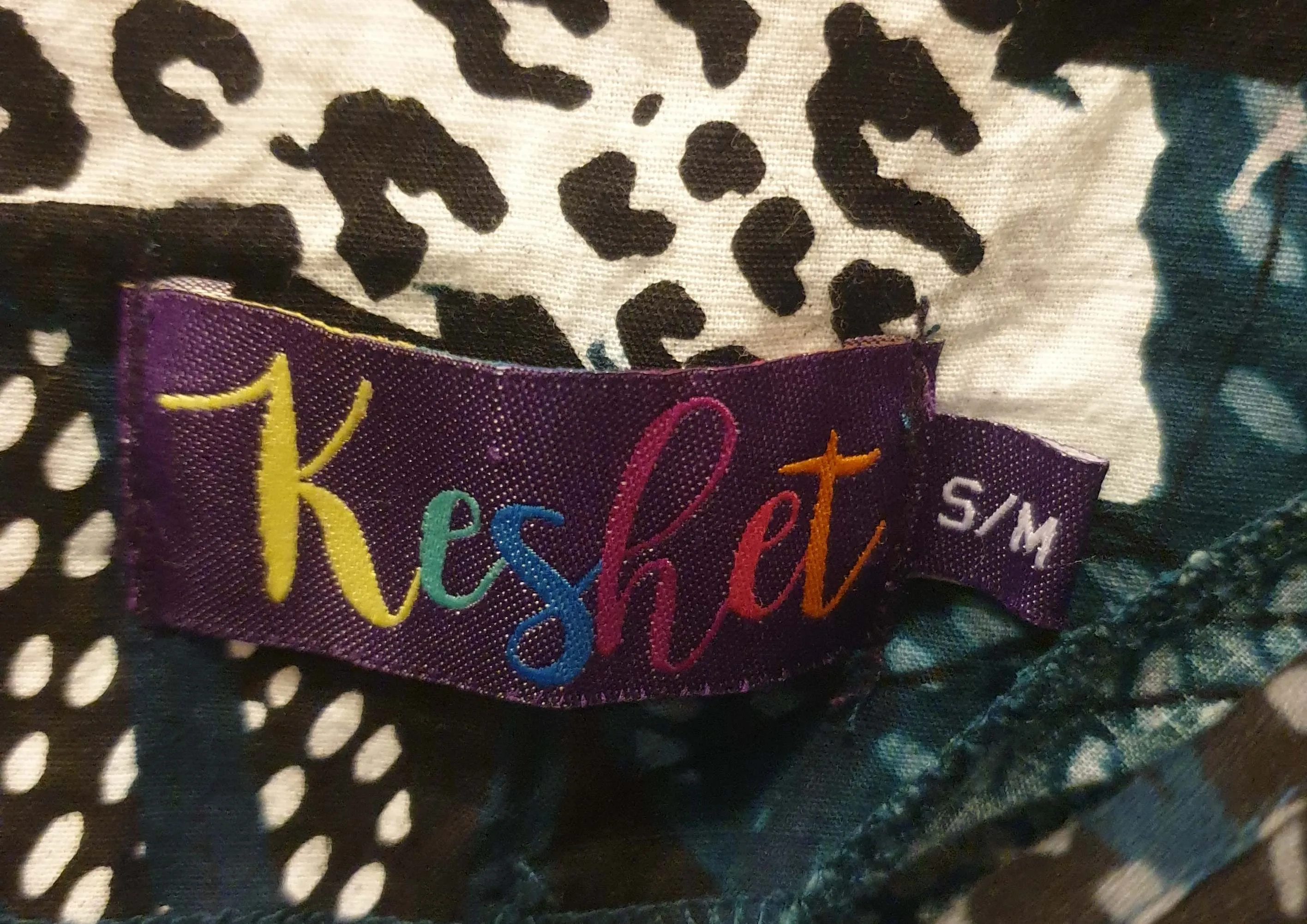Keshet unique print oversize shirt size SM, best fits AU12