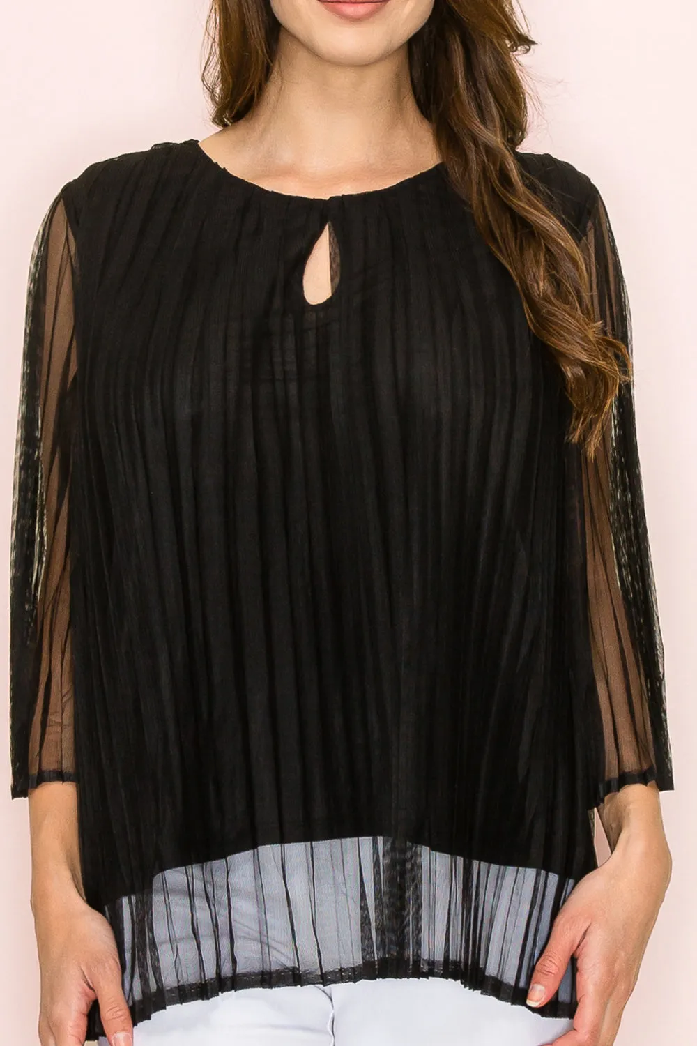 KEYHOLE FRONT BELL SLEEVE BLOUSE