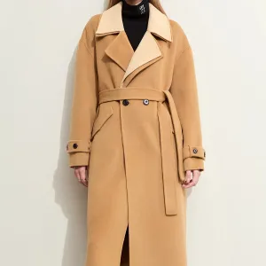 Minimalist Women’s Wool Coat with Contrast Stitching