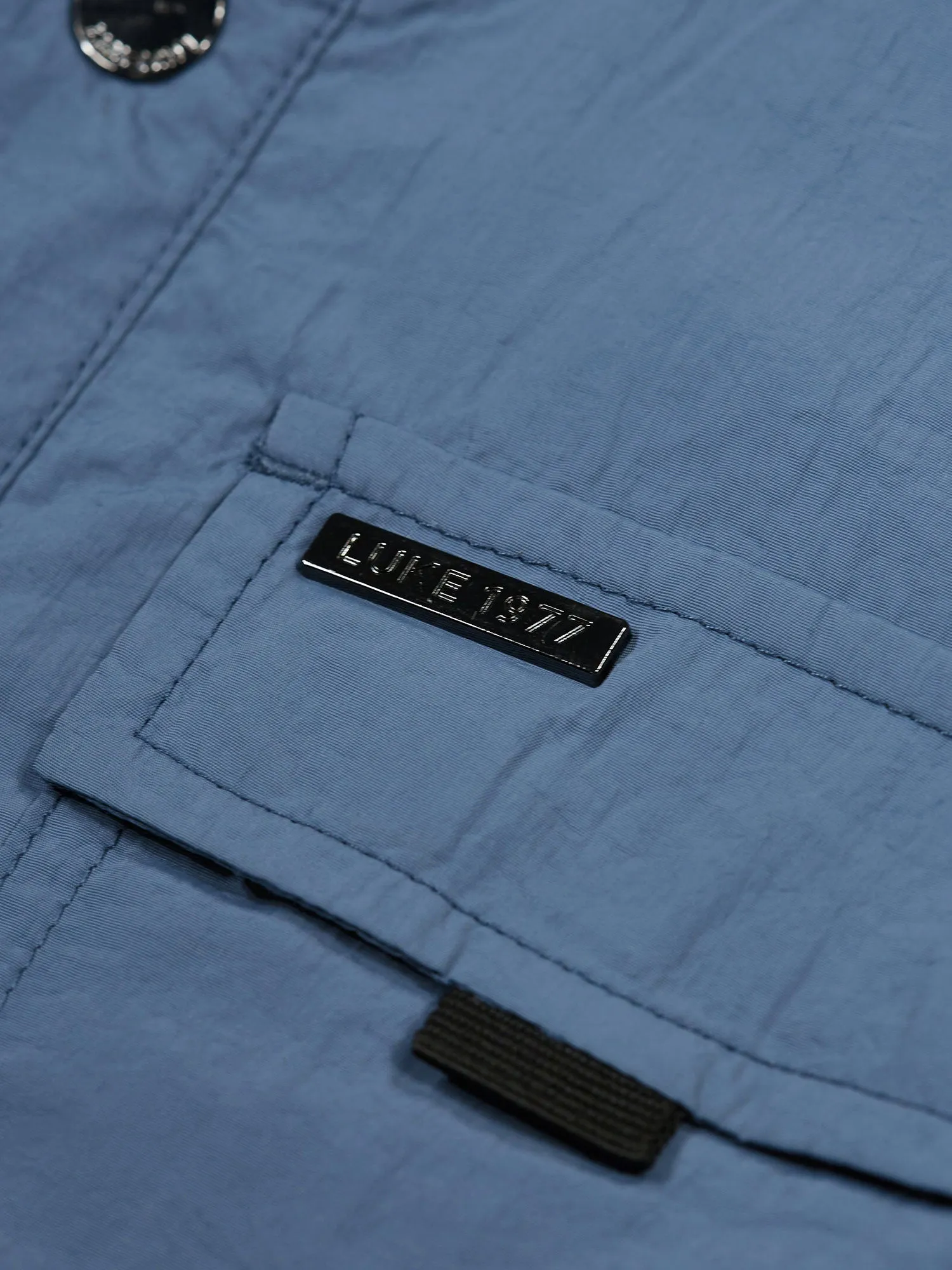 SEATTLE CRINKLED NYLON SHACKET