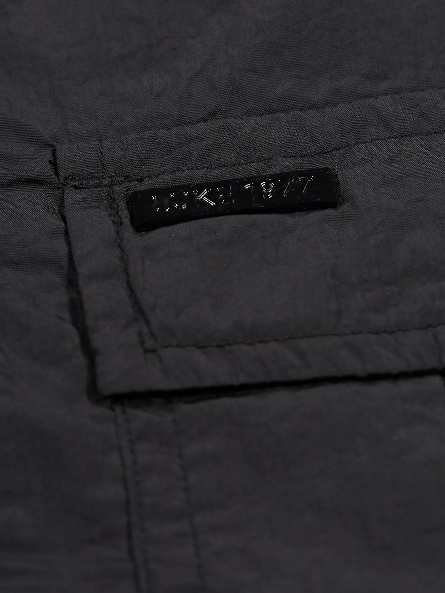 SEATTLE CRINKLED NYLON SHACKET