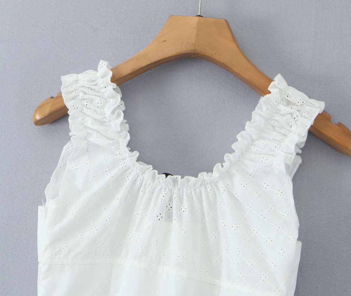 Sexy Slim Breasted Cardigan Top off Neck Cold Shoulder Sleeveless Wooden Ear Vest