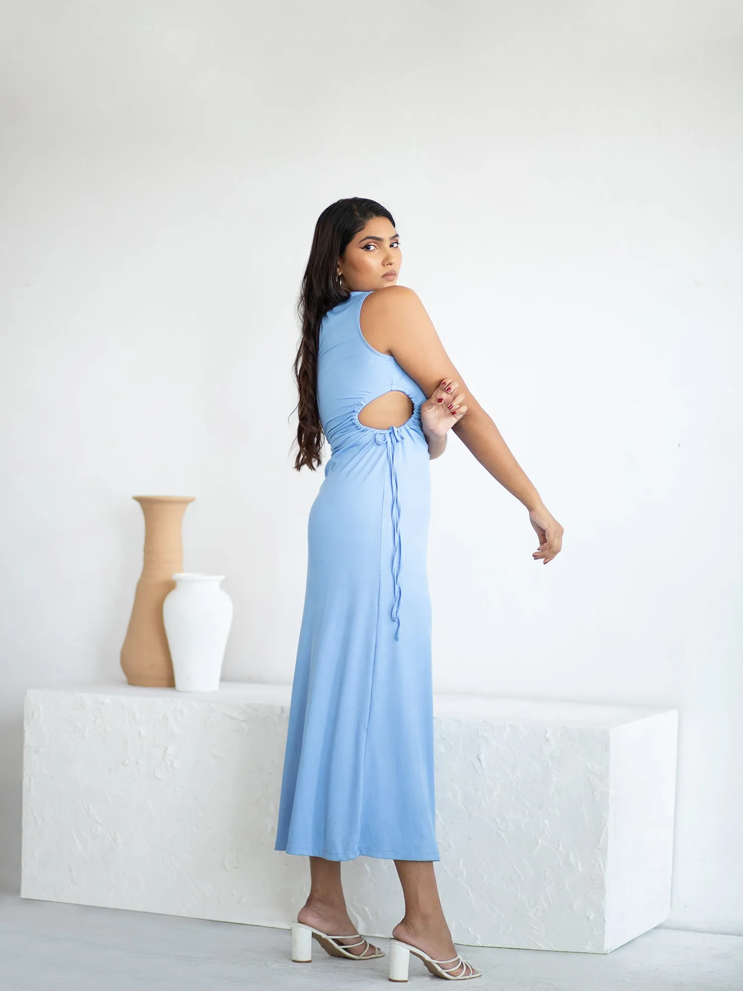 Side Cutout Detail Ruch Maxi Dress