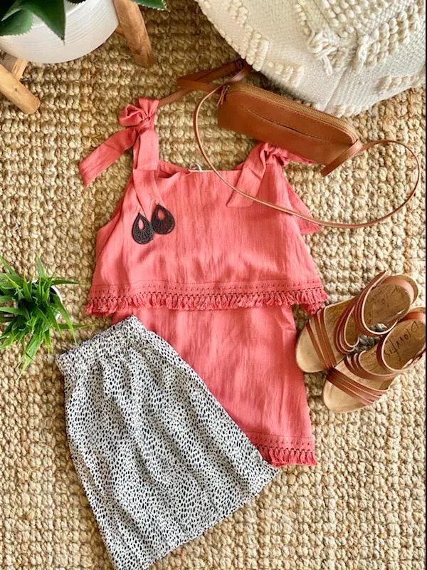 The Show Must Go On Sleeveless Top In Begonia