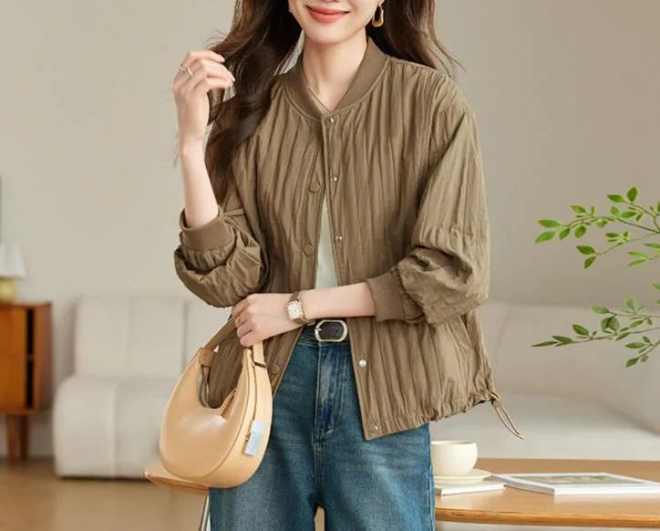 Women Button Up Stand Collar Crinkled Short Jackets