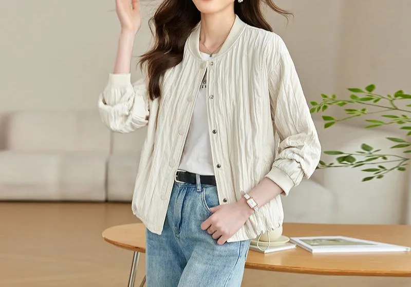 Women Button Up Stand Collar Crinkled Short Jackets