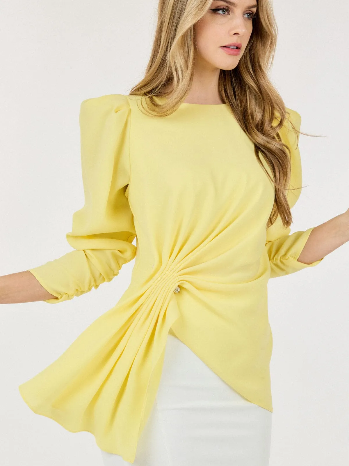 WOMEN'S 3/4 PUFF SLEEVE FRONT DETAILED BLOUSE