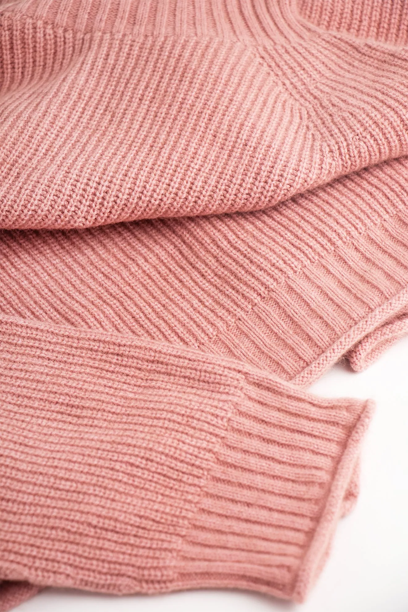 Womens Cirrus Chunky Rib Roll Neck