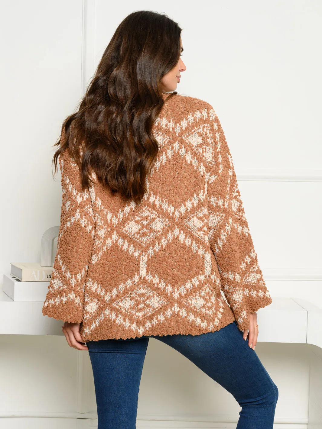 WOMEN'S LONG BELL SLEEVE V-NECK PRINT SWEATER