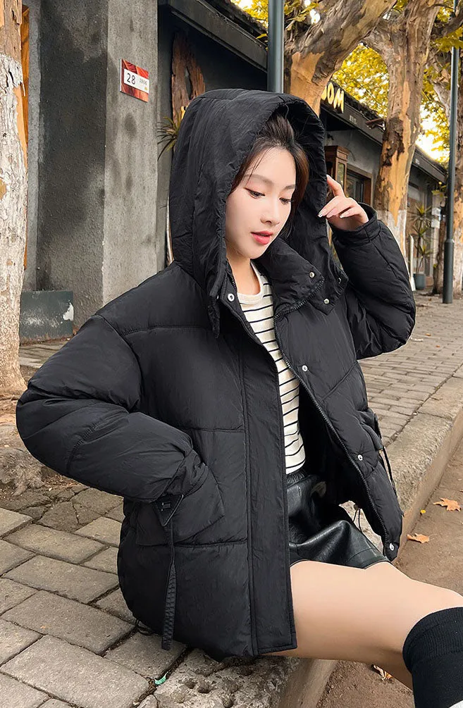 Women's Quilted Puffer Jacket in Solid Color with Padded Comfort