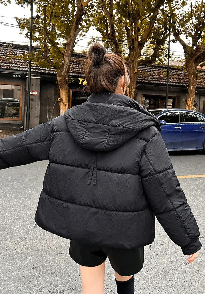 Women's Quilted Puffer Jacket in Solid Color with Padded Comfort